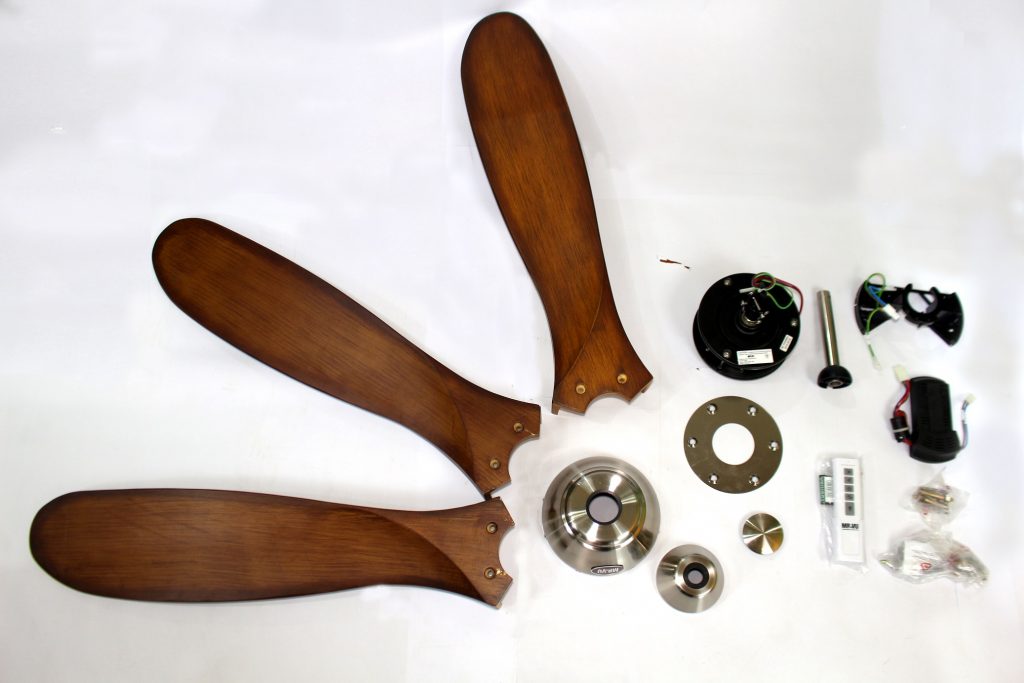 quat-tran-canh-go-dep-eagle