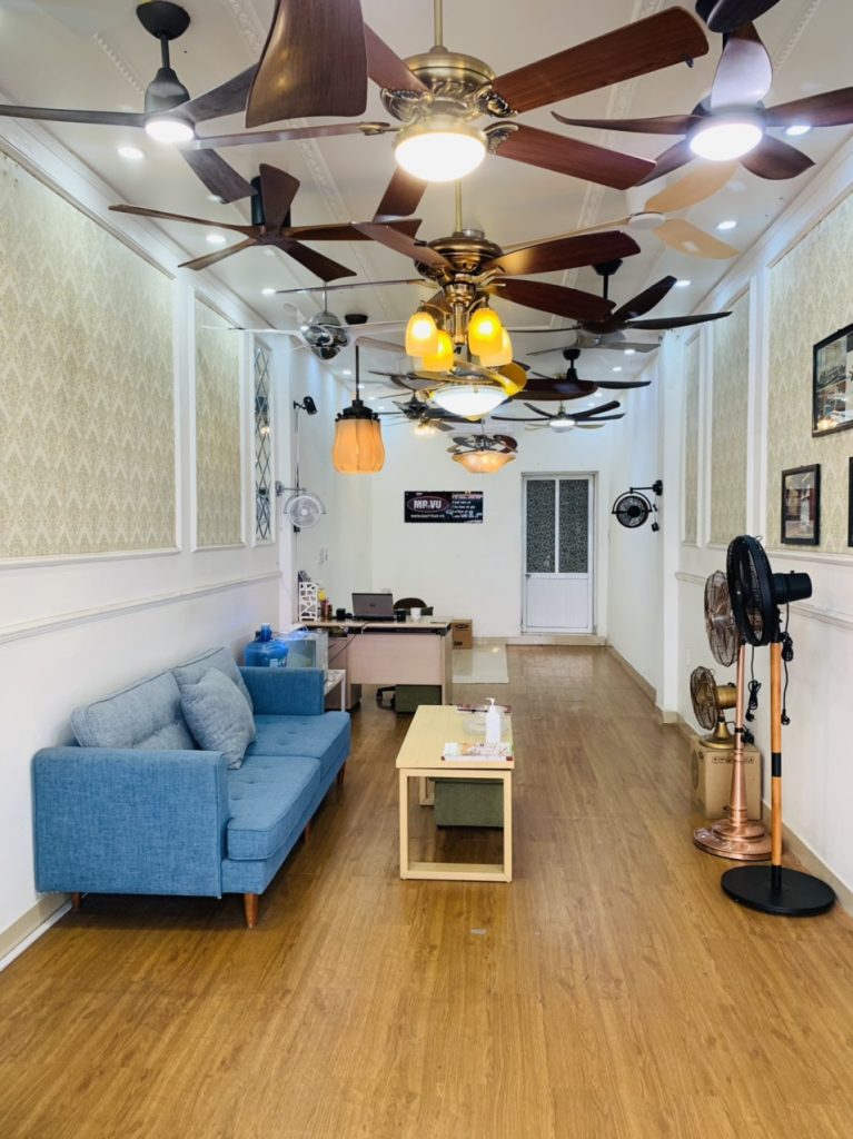 Showroom quạt trần trang trí Mr.Vũ tại Hải Phòng