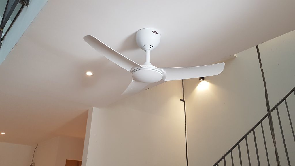 quạt trần nhỏ cho phòng ngủ