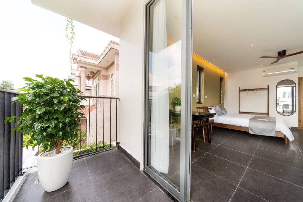 Quạt Mr.Vũ® Tại Phước Linh Homestay Hội An | Đẹp Mộc Mạc 14 Hướng nhìn từ ban công