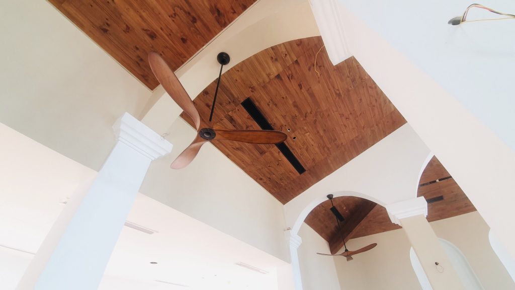 Quạt trần 3 cánh gỗ nguyên khối , Mr.Vũ -Eagle