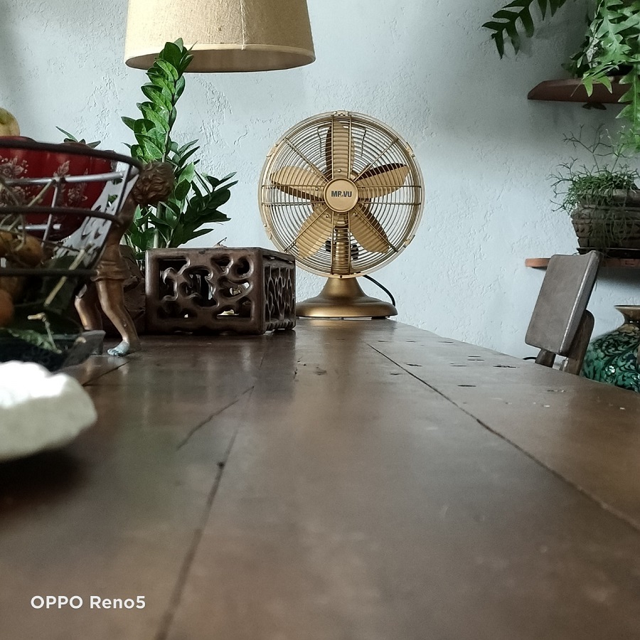 quạt để bàn đẹp vàng đồng memory