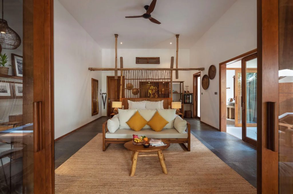 Green Bay Phú Quốc Resort sử dụng mẫu quạt Hura cho các căn Villa 