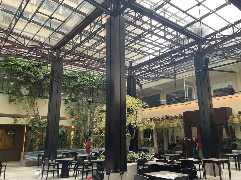 Quạt trần Mega 96 1 quạt công nghiệp Mega lắp cho không gian nhà hàng