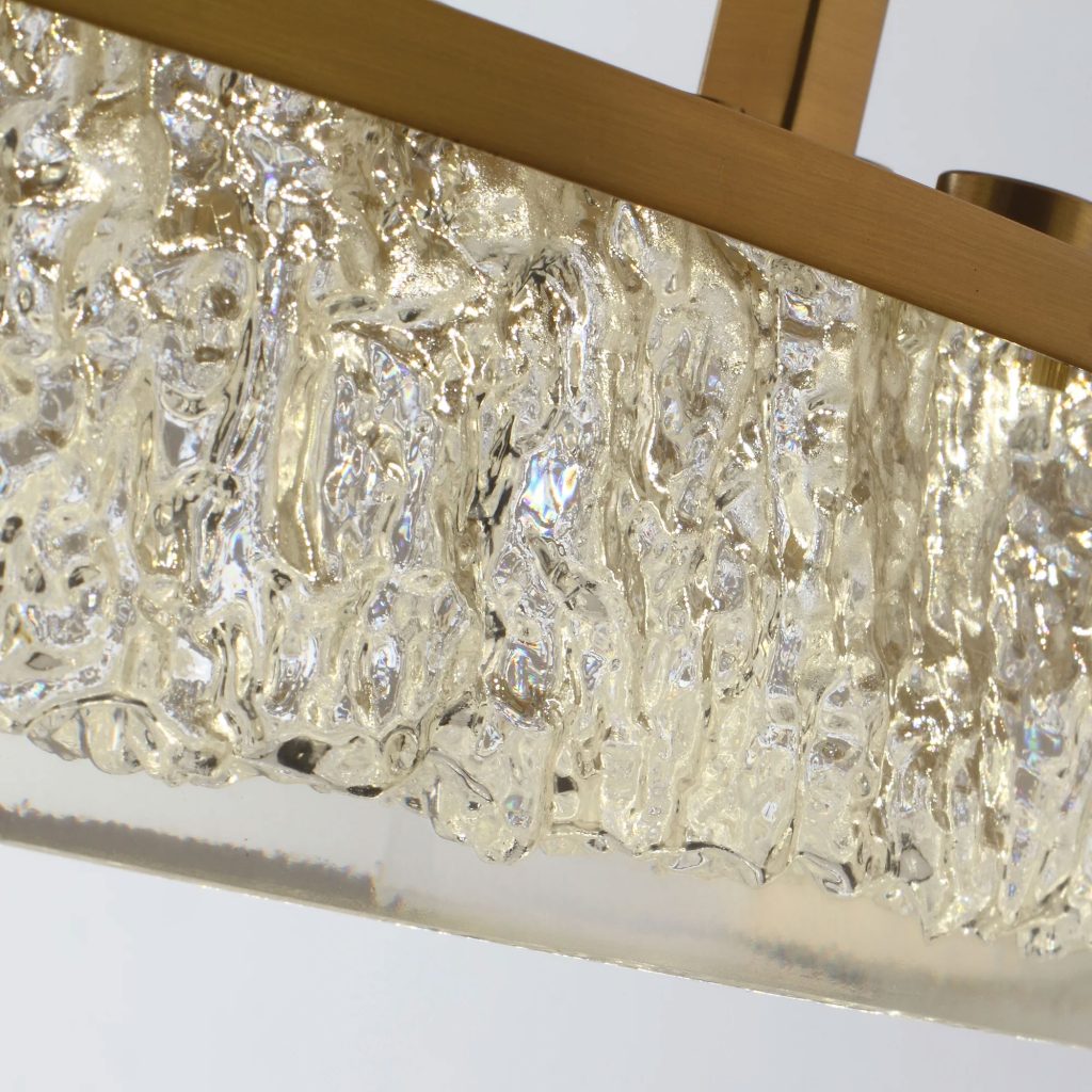 Ánh sáng Pha lê sang trọng tôn vinh không gian sống