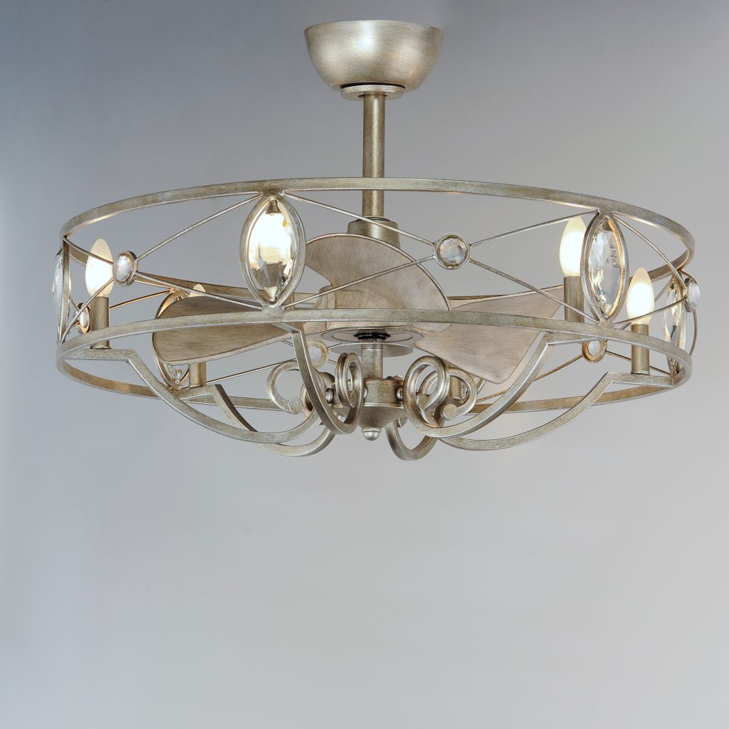 Quạt Pha lê Diamon khi bật đèn