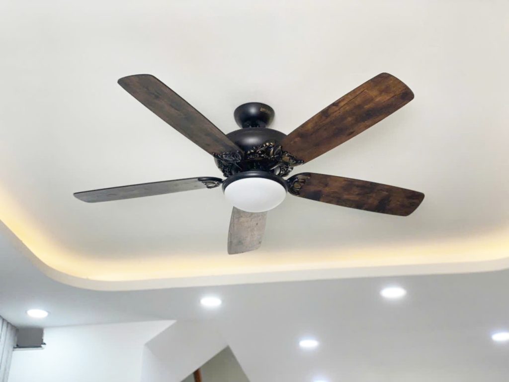 quat-tran-co-dien-vintage-sl