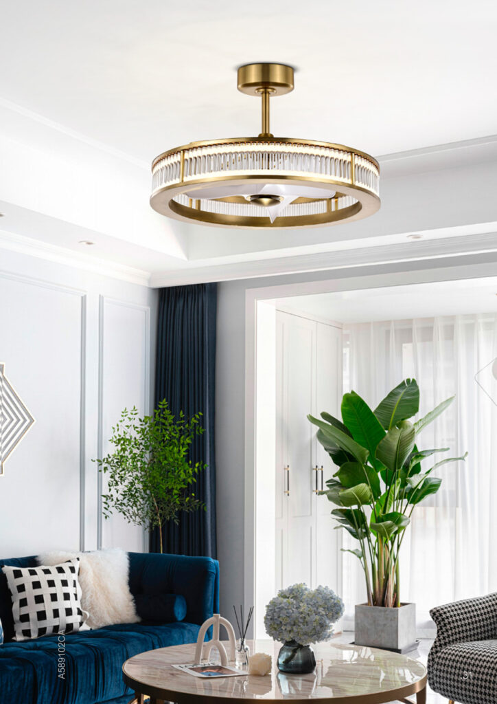 Bừng sáng không gian với mẫu quạt Splendid