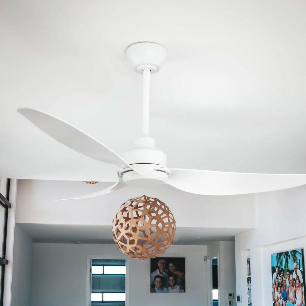 Quạt trần 3 cánh trắng VIBE