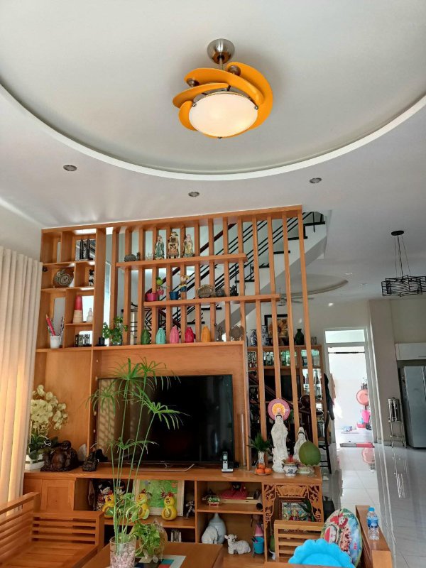 Mẹo chọn quạt trần cho phòng khách phù hợp mọi không gian 6 Bí quyết chọn quạt trần cho phòng khách để không gian trông cao và rộng hơn