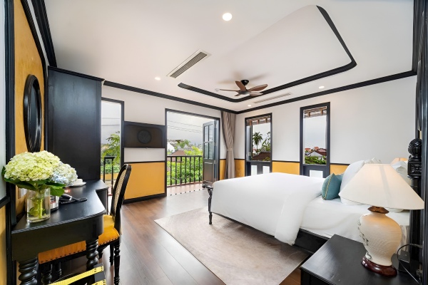 Có nên lắp quạt trần phòng ngủ không ? Điều đại kỵ khi lắp đặt 13 Nếu không gian hẹp, hãy chọn quạt có màu sắc nhẹ nhàng và lắp lệch so với phía đầu nằm