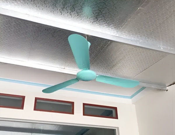 Quạt trần Vinawind 3 cánh vận hành êm ái, siêu bền bỉ 16 Nếu bạn ưu tiên gió mạnh, làm mát nhanh và giá rẻ thì quạt 3 cánh là nhất