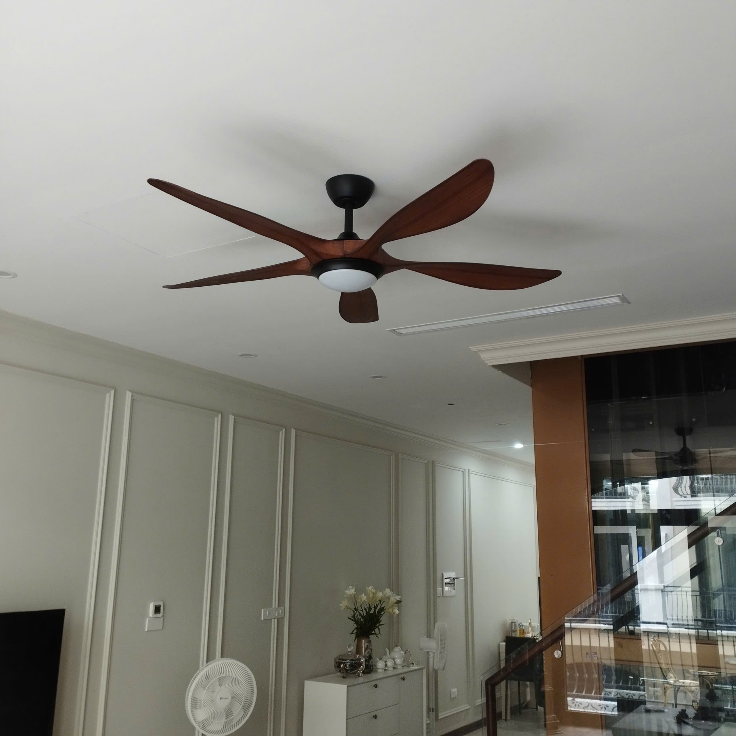 Quạt trần nhỏ 3 cánh hay 5 cánh, loại nào làm mát tốt hơn? 20 Quạt trần 5 cánh nhựa AERO