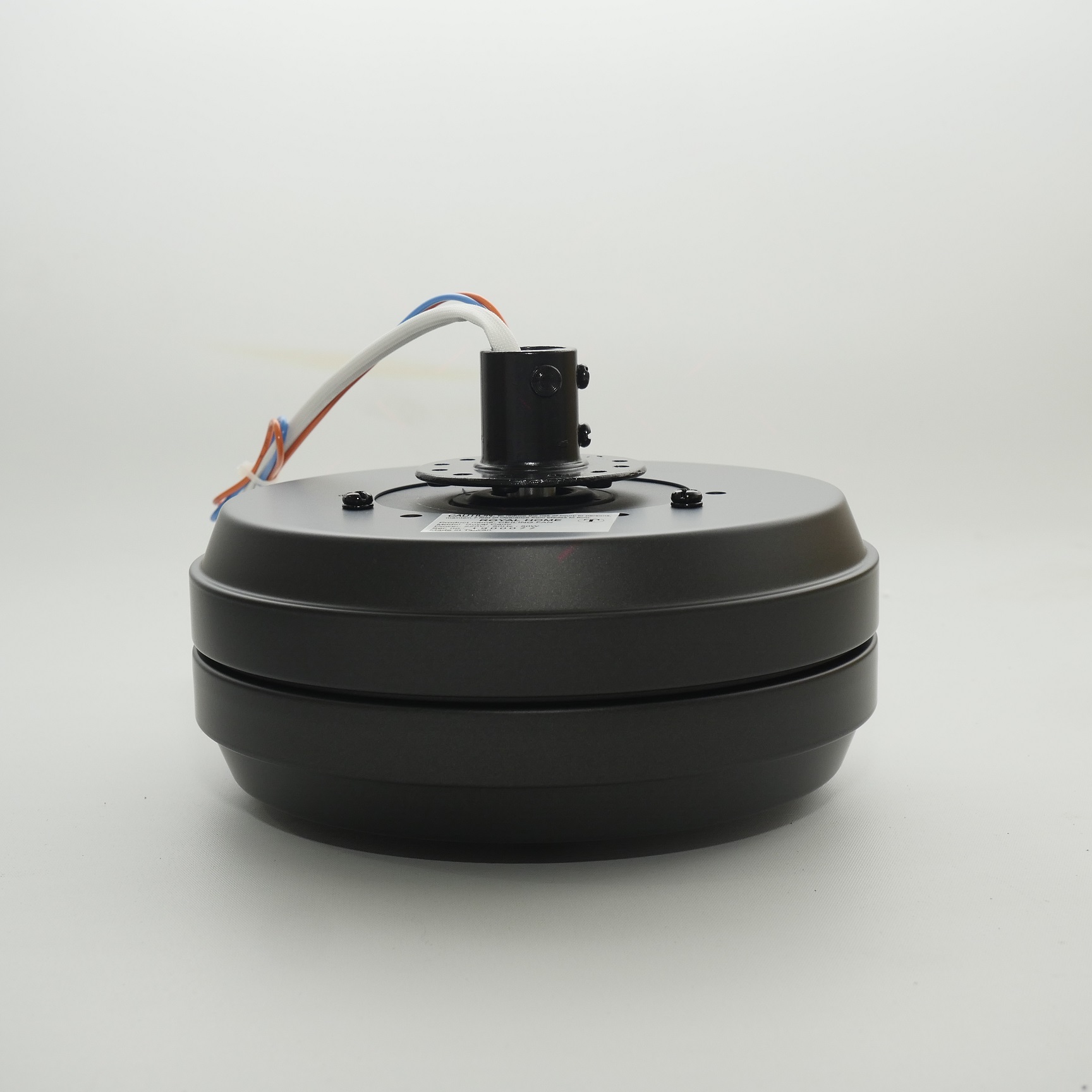 dong co quat tranroyal cam dong co quat tranroyal cam