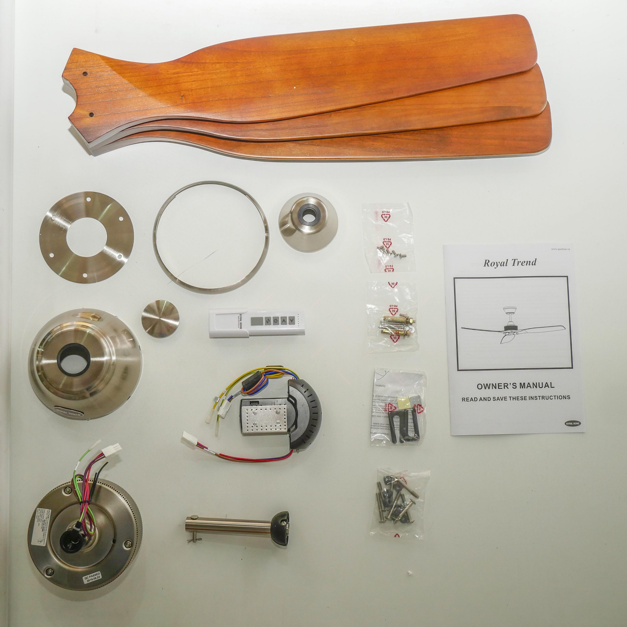 fullbox quat tran royaltrend scaled fullbox quat tran royaltrend scaled