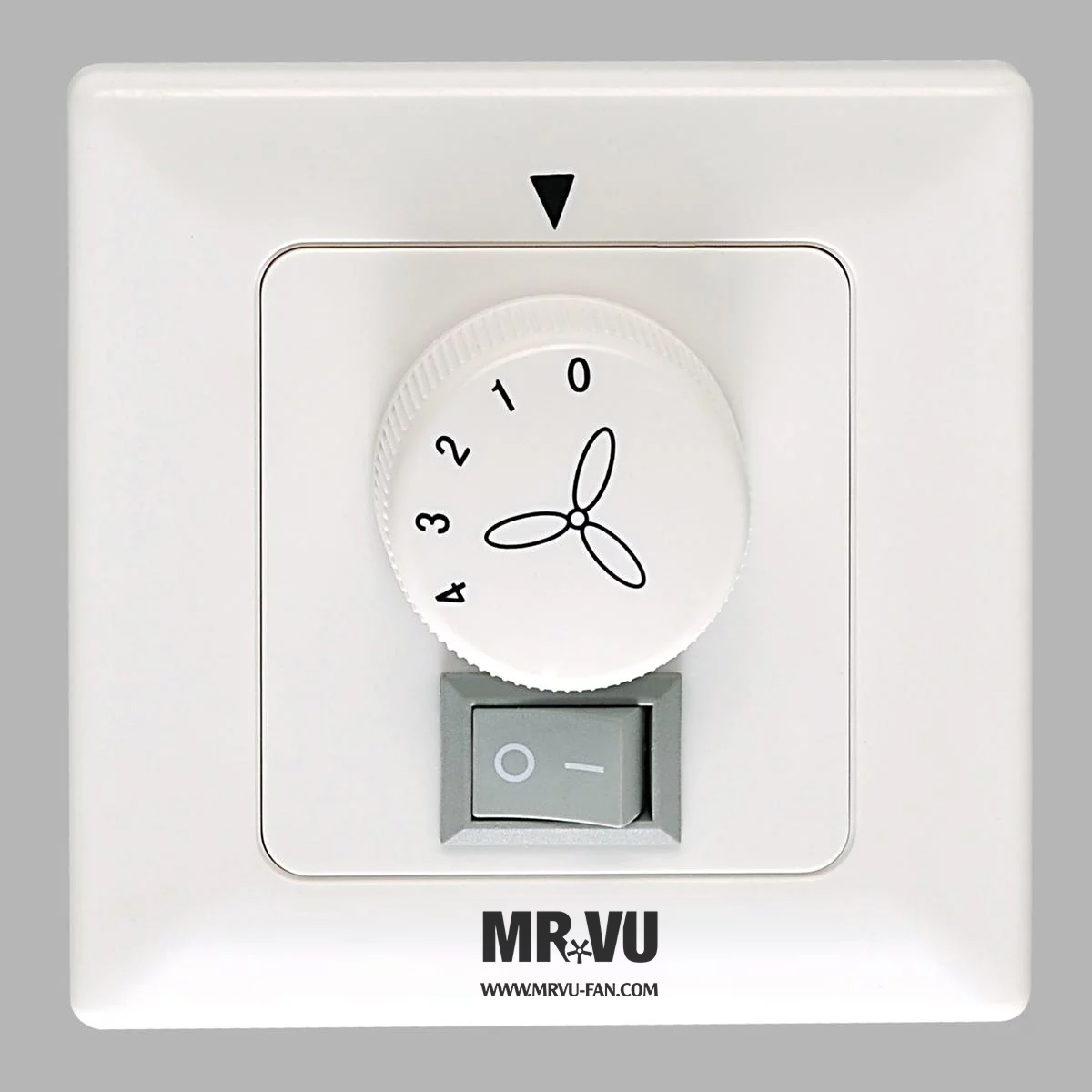 hop so quat tran co den gan tuong 1 hop so quat tran co den gan tuong 1