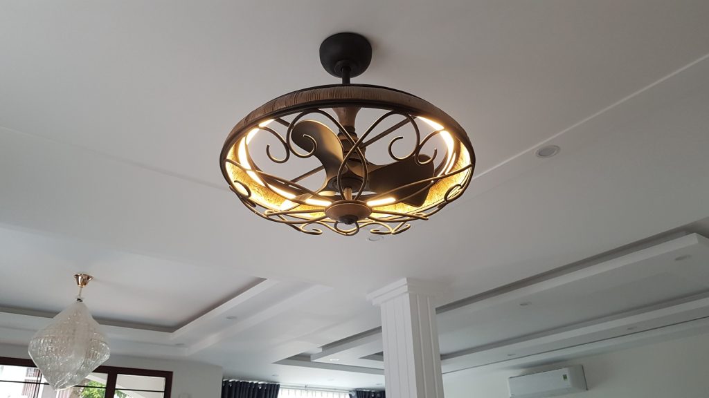 quat-den-chum-eliza quat den chum eliza