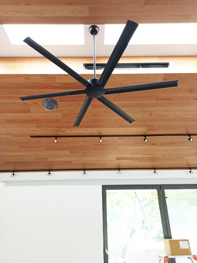 quat-tran-6-canh-sai-canh-2m-industrial quat-tran-6-canh-sai-canh-2m-industrial