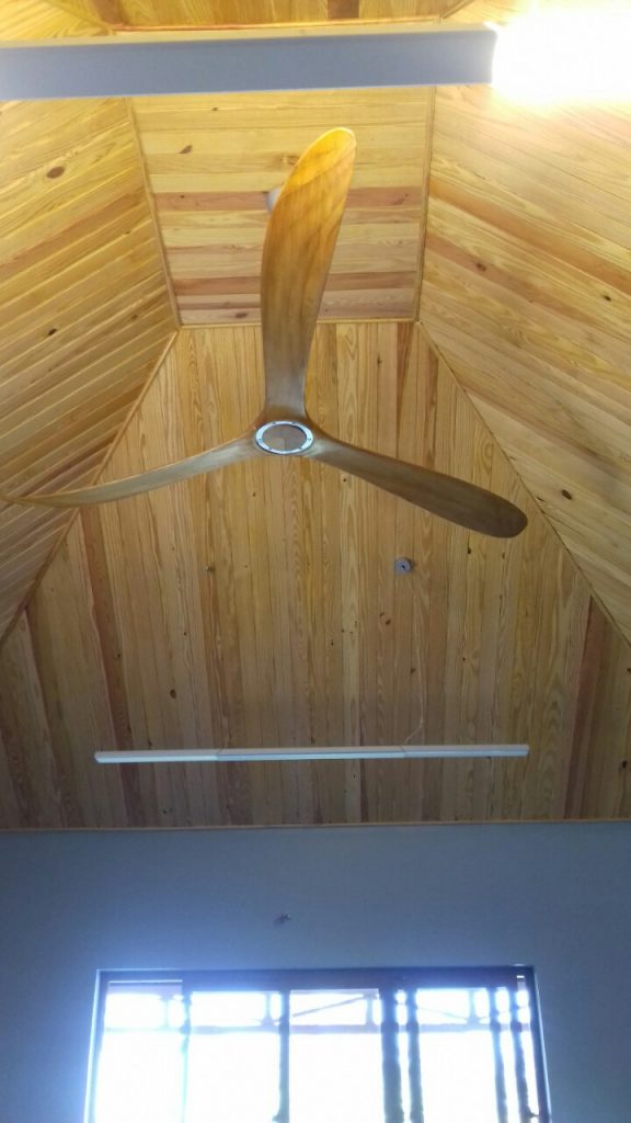 quat tran canh go royal timmer quat tran canh go royal timmer