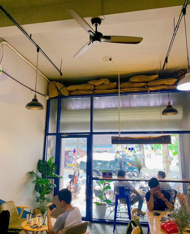 quat tran trang tri 3 canh sharp quat tran trang tri 3 canh sharp