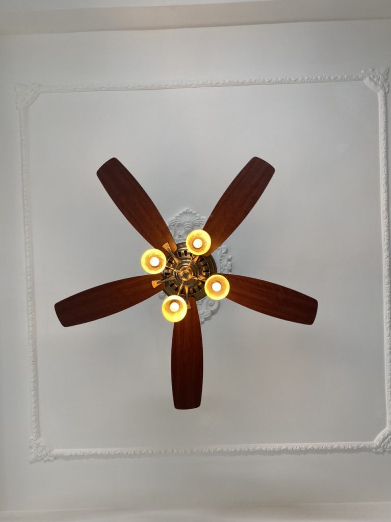 5bba74c0b8c943971ad8 5bba74c0b8c943971ad8