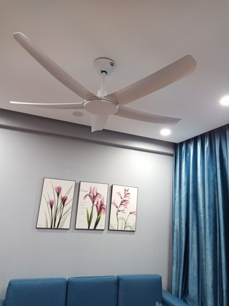 HEROWWH1 3 HEROWWH1 3