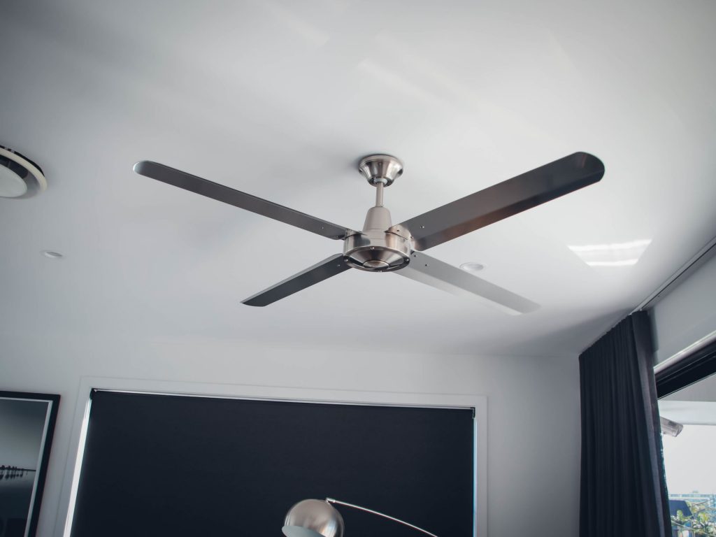 quat tran 4canh typhoon3 quat tran 4canh typhoon3