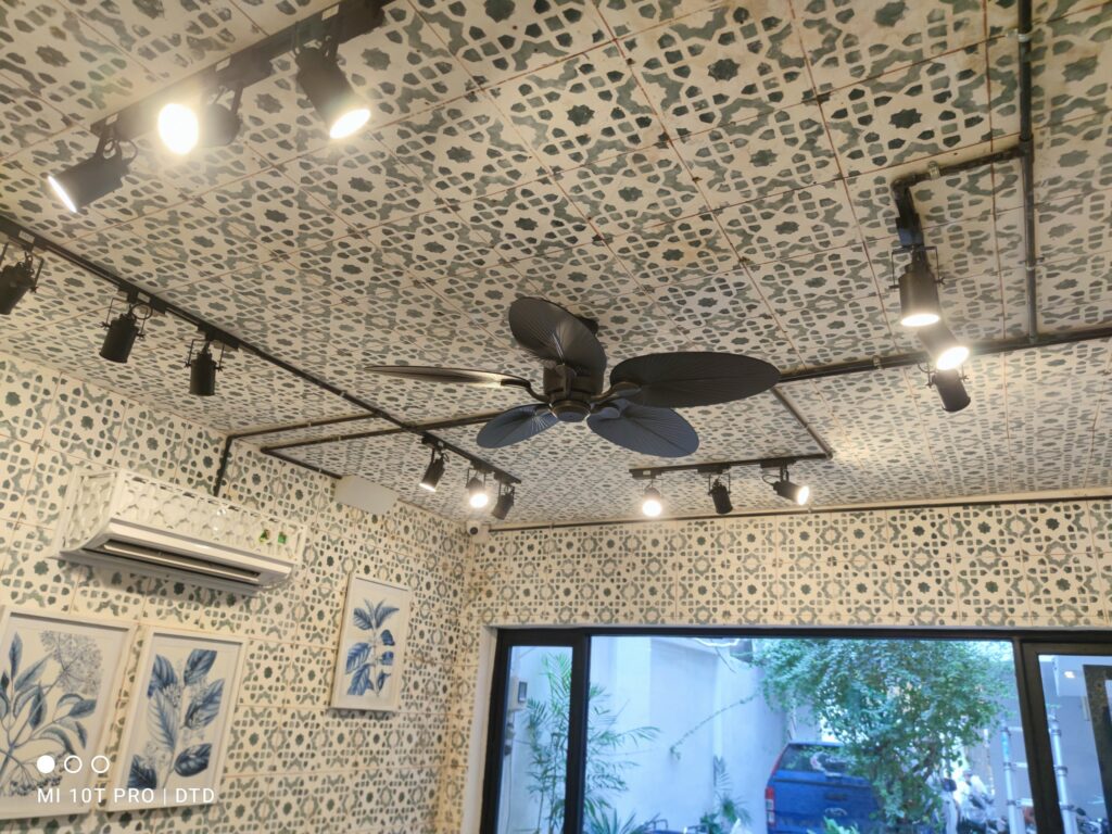 quat tran canh la mau den dep casa quat tran canh la mau den dep casa