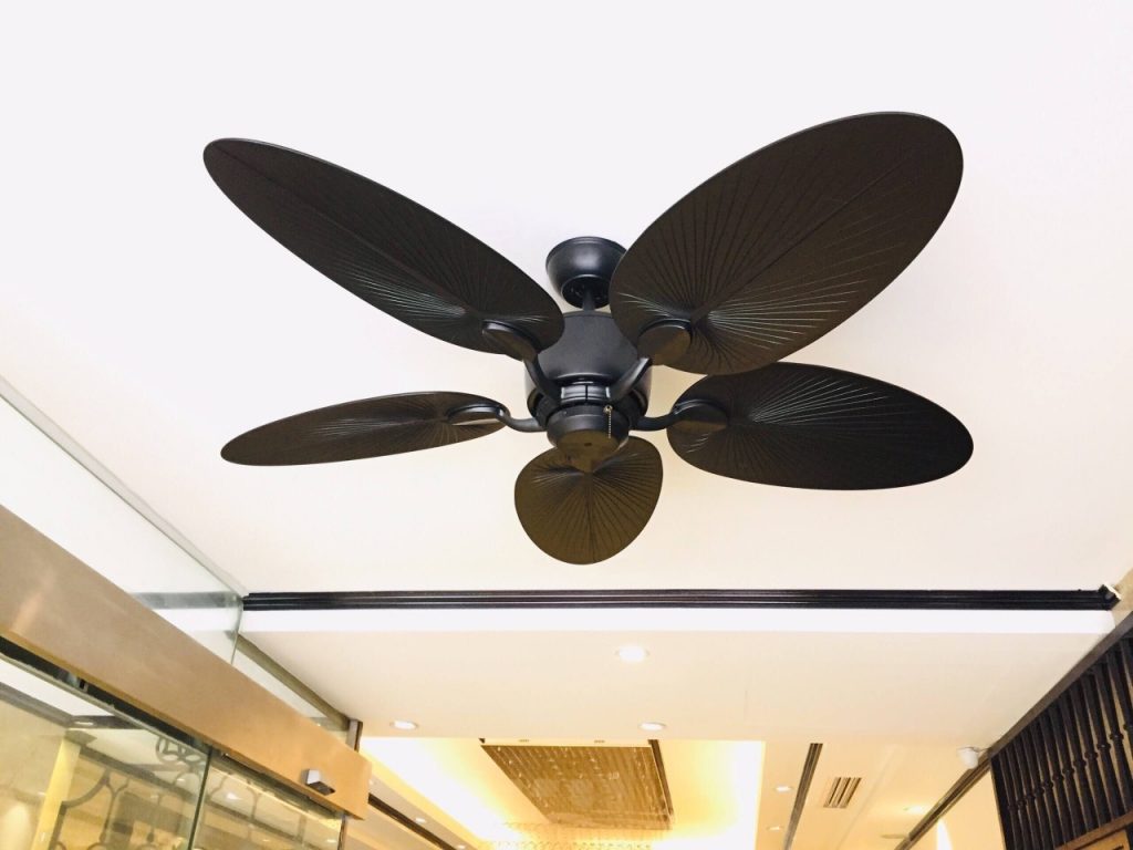 quat tran den 5canh quat tran den 5canh