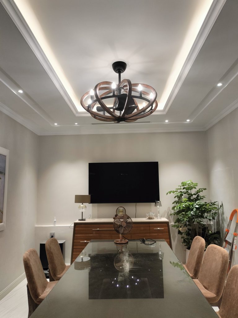 quat-dau-canh-den-chum-unique quat-dau-canh-den-chum-unique