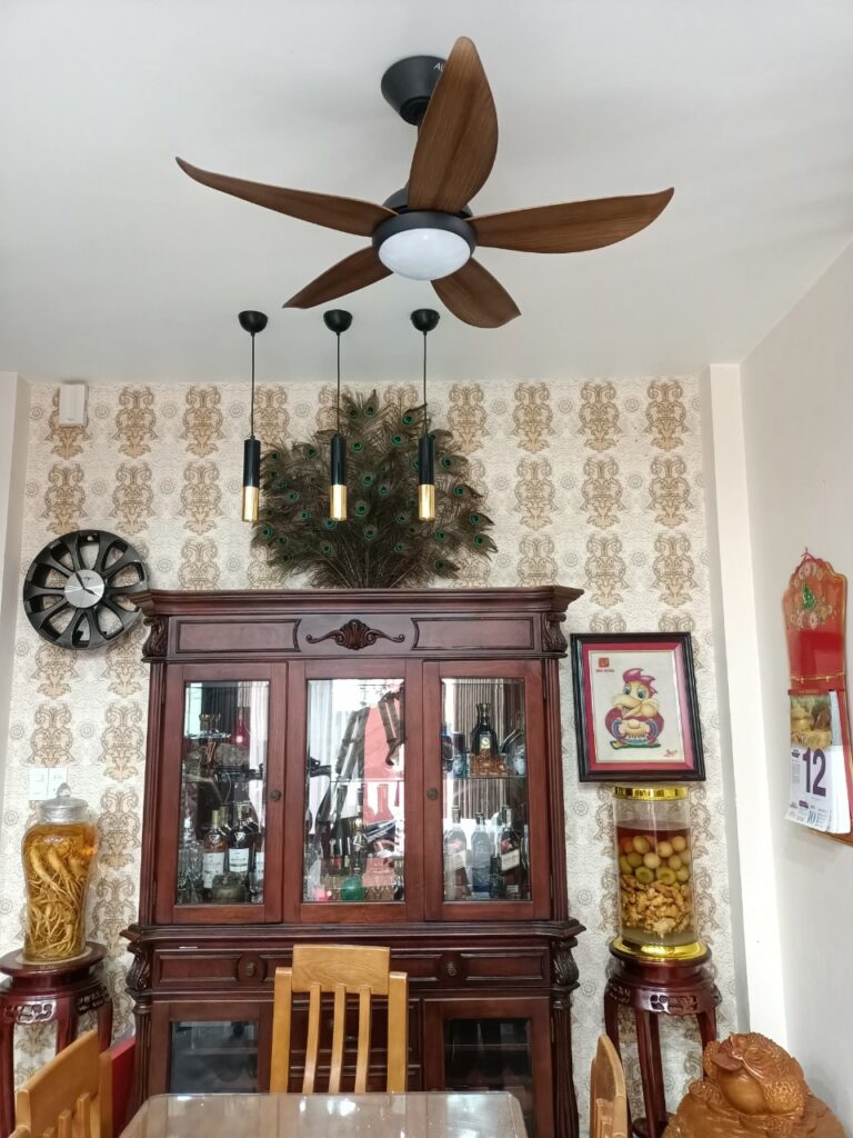 quat tran 5 canh den cora 1m quat tran 5 canh den cora 1m