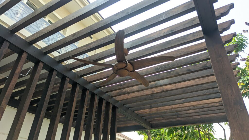 quat tran 5canh mau go uragano2 quat tran 5canh mau go uragano2