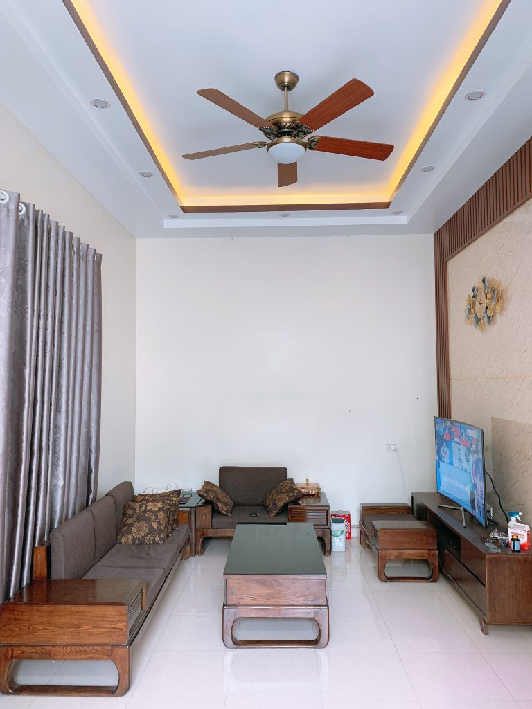 quat tran lotus 1 den quat tran lotus 1 den