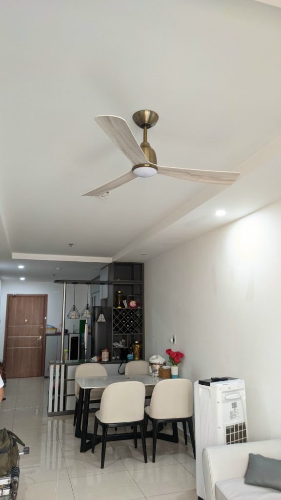 quat tran 3 canh coden moza gold1 quat tran 3 canh coden moza gold1