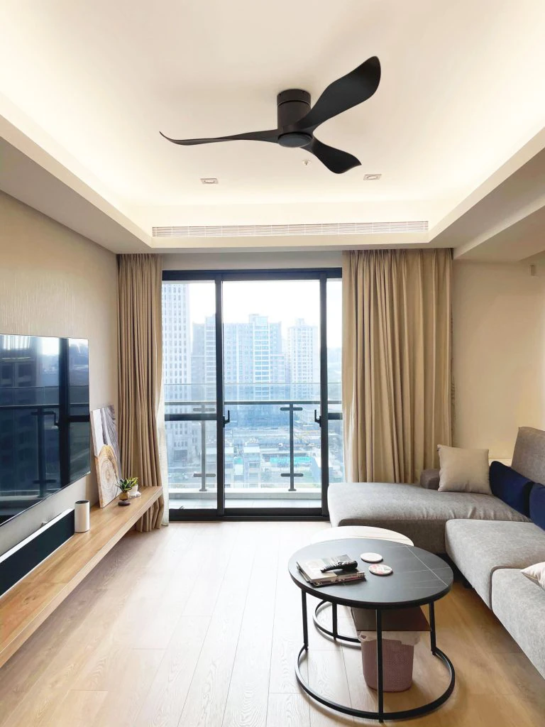 Phòng khách căn hộ thường sử dụng bộ sofa đơn giản