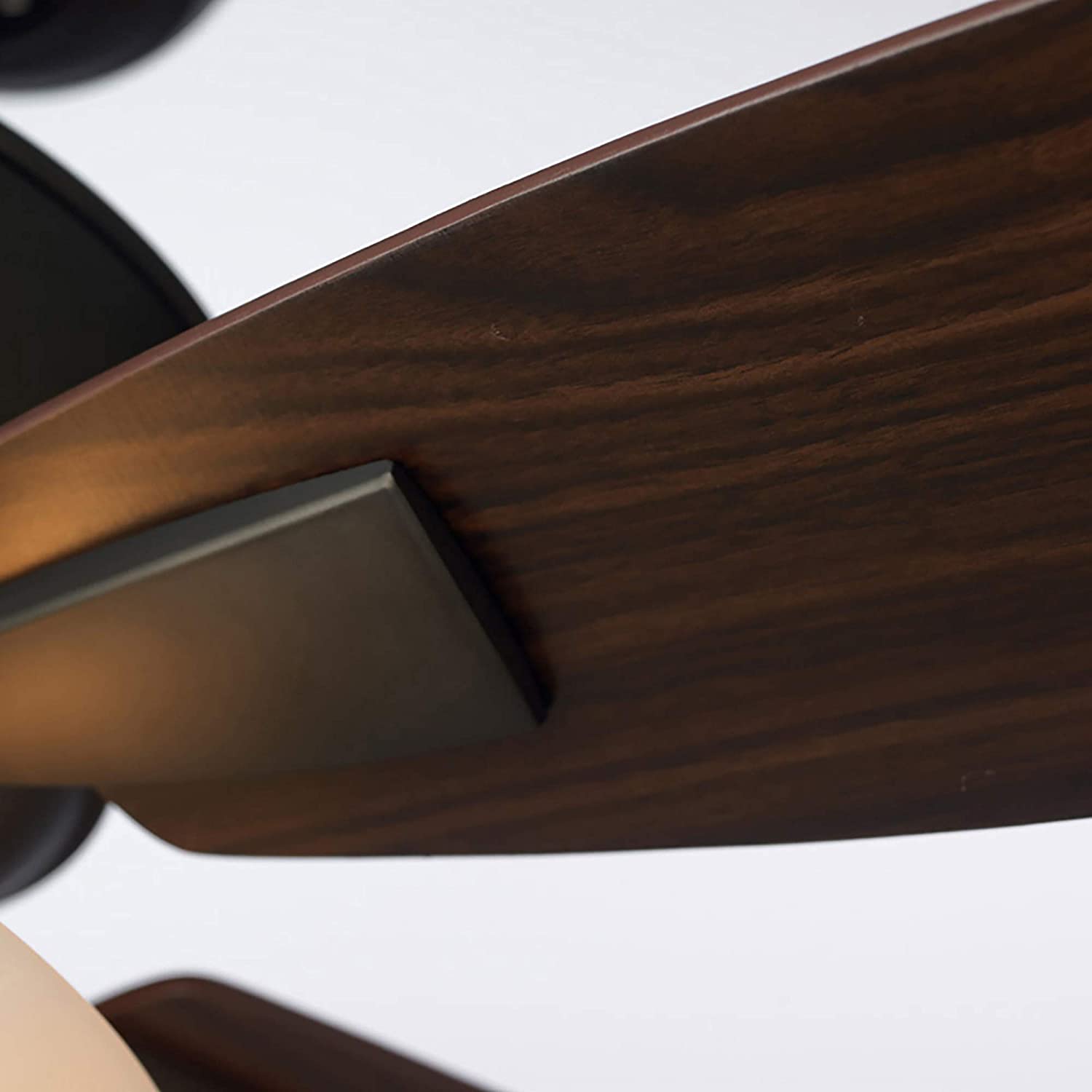 quat tran 5 canh co den delux5 quat tran 5 canh co den delux5