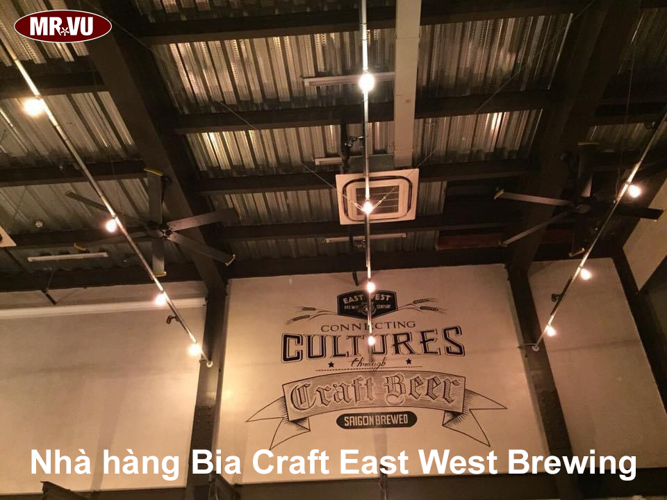 East-West-nha-hang-dep-quan1