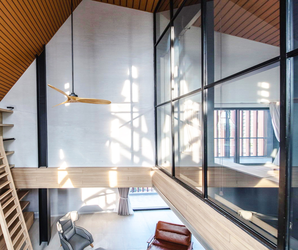 quat-tran-canh-go-trendy-go-sang