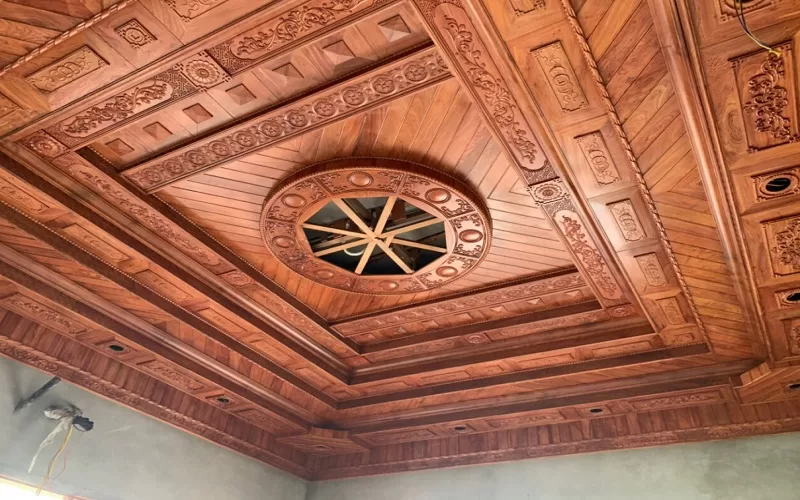 Mau-phao-chi-tran-nha-dep-bang-go-sang-trong