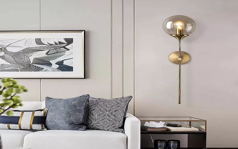 Den-tuong-trang-tri-phong-khach-dep-so-huu-nhung-uu-diem-vuot-troi