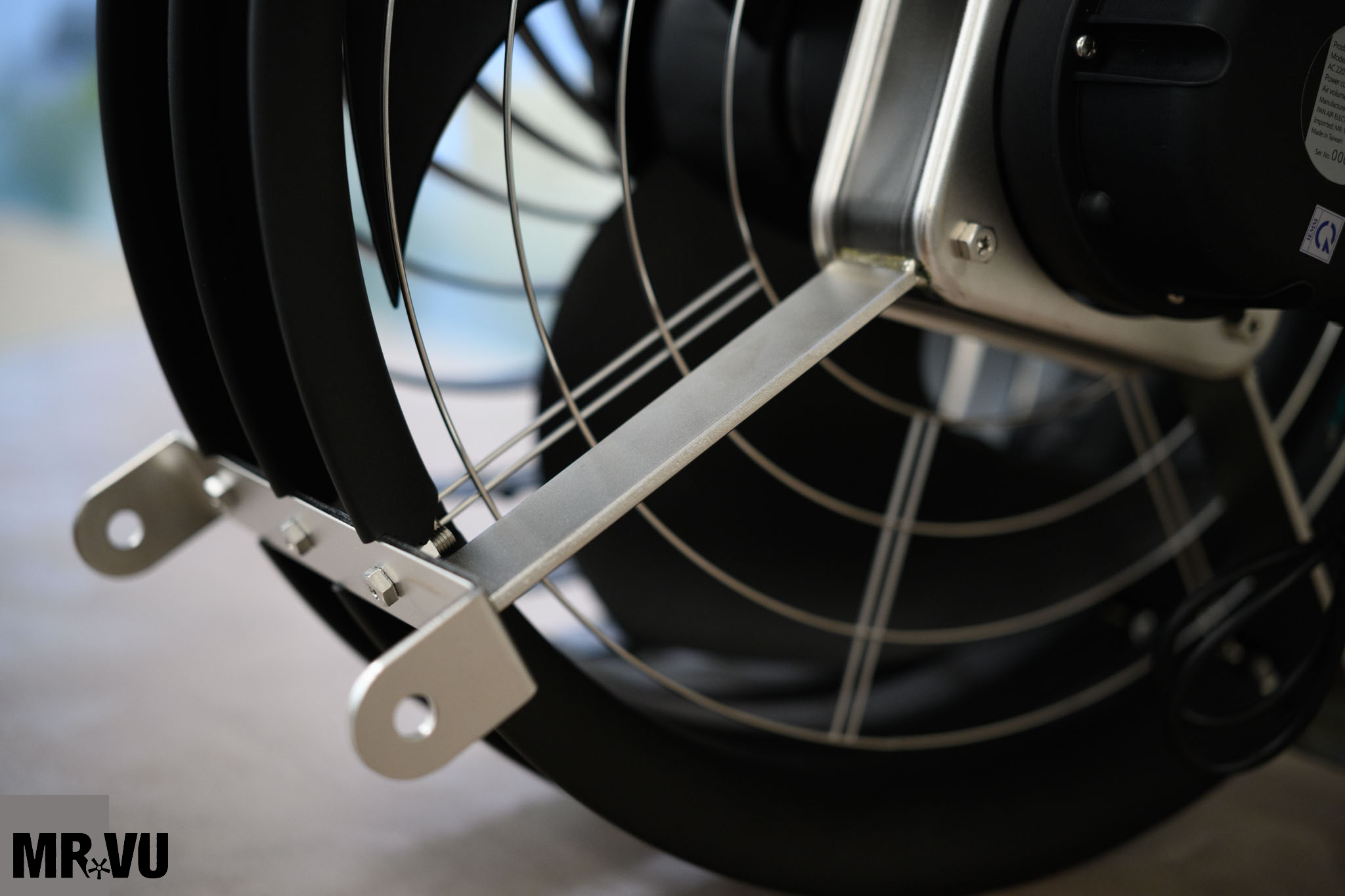 quat-cong-nghiep-kosmo20