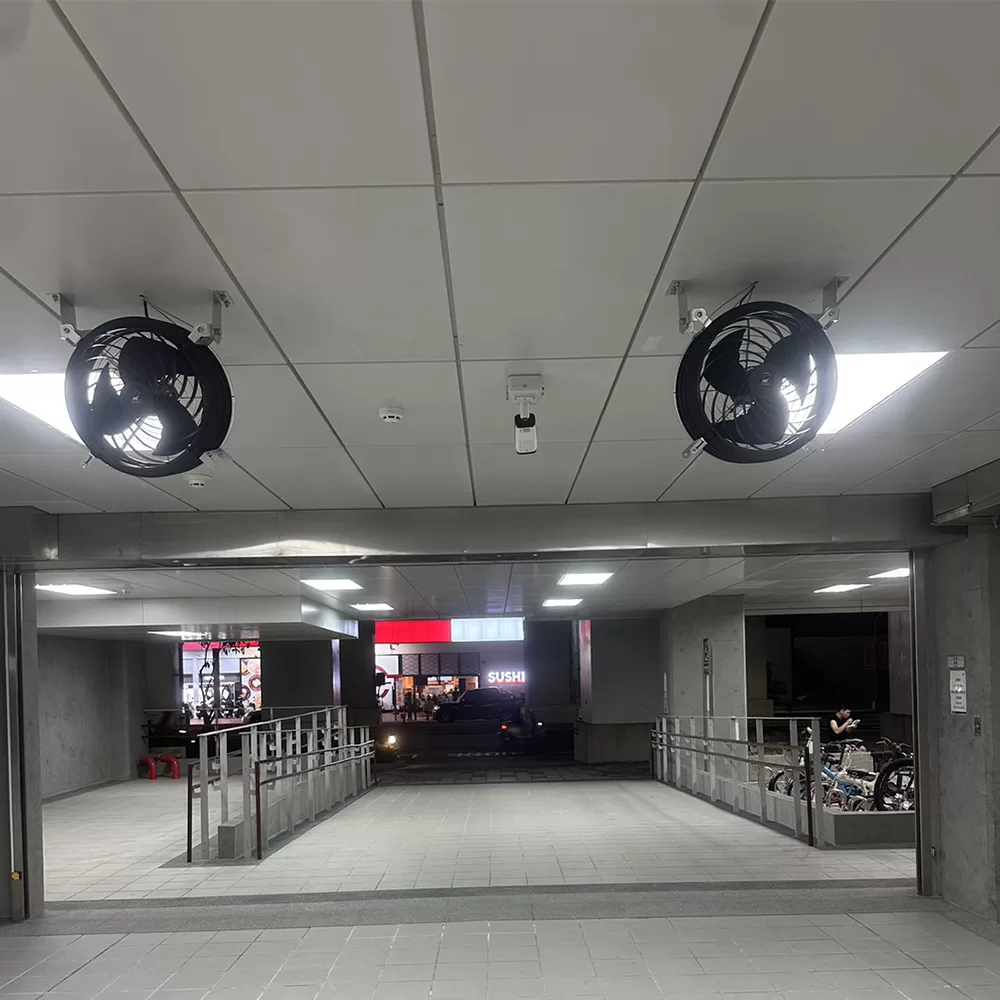 quat-lam-mat-khu-cong-cong