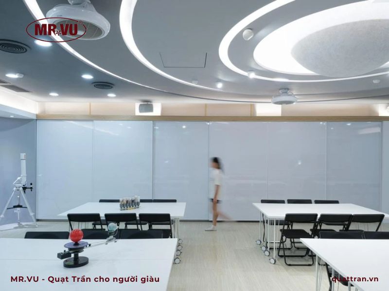 quạt đảo trần điều khiển từ xa