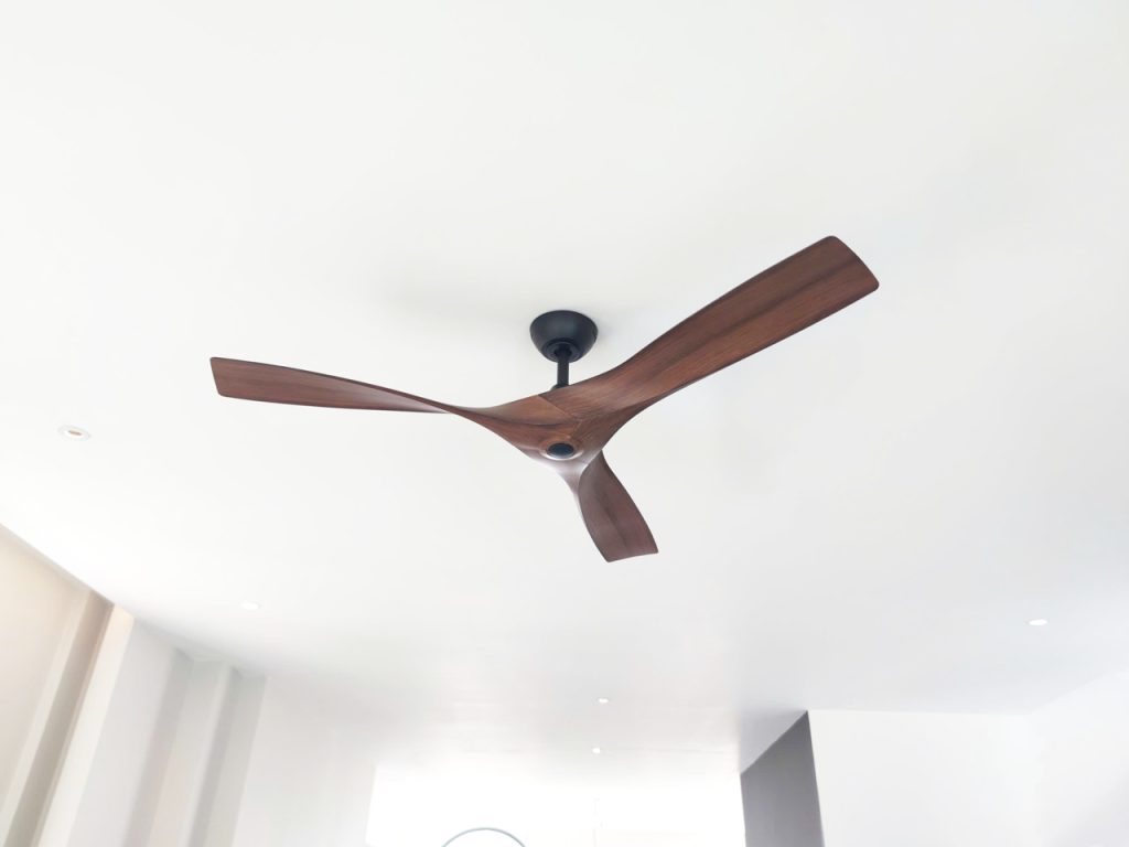 quat-tran-3canh-merci quat-tran-3canh-merci