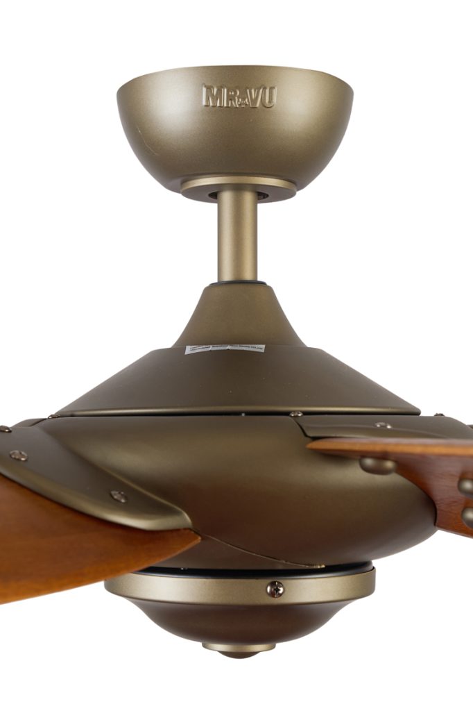 quat-tran-5canhgo-rose-khong-den1