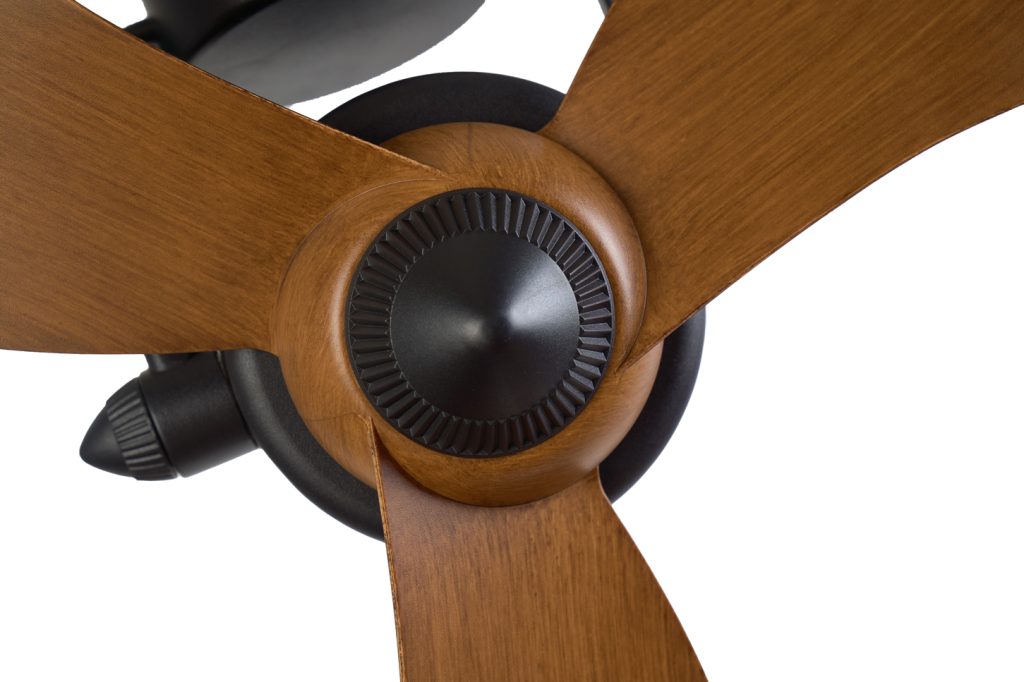 quat-treo-tuong-dep-bon-wn2