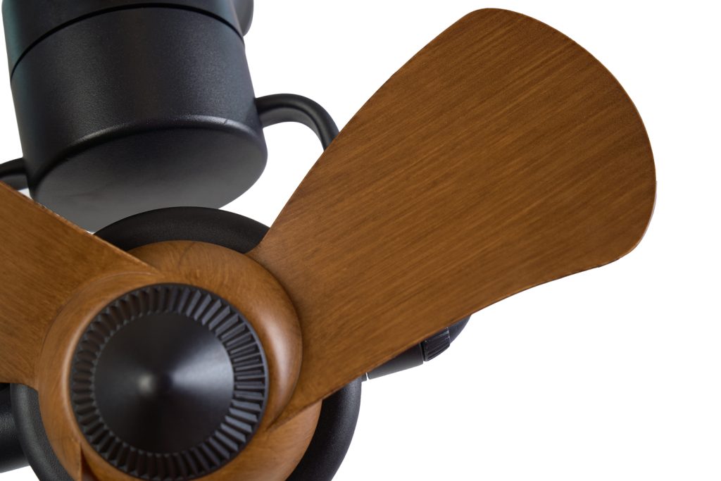 quat-treo-tuong-dep-bon-wn3