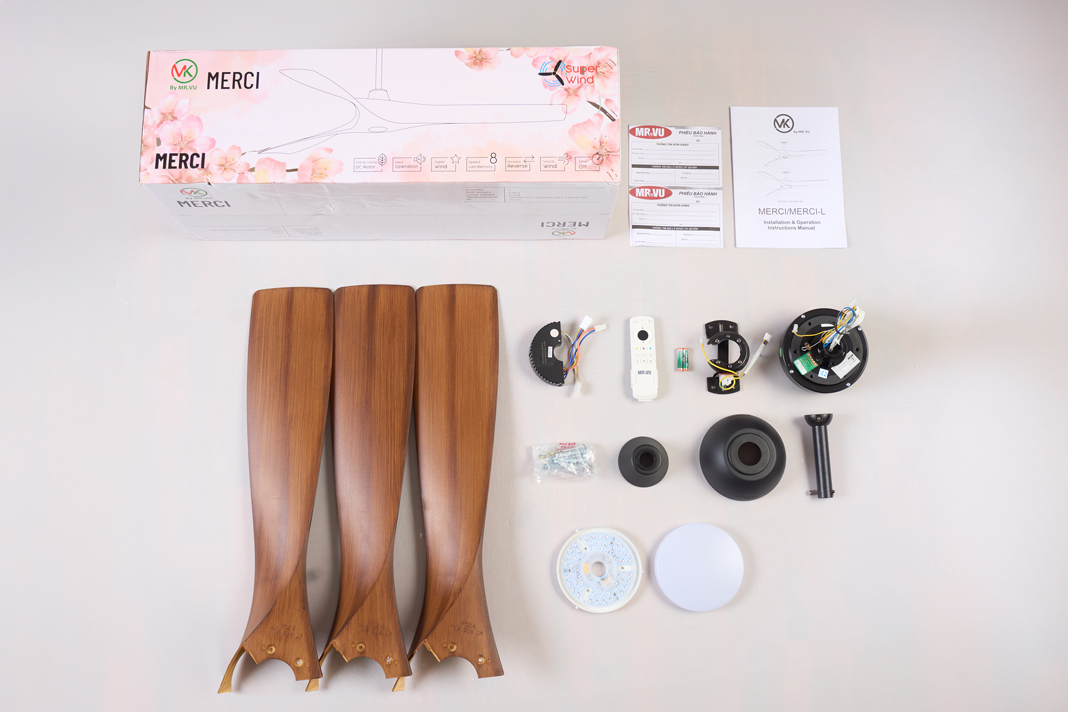 thung-quat-tran-3canh-merci-den