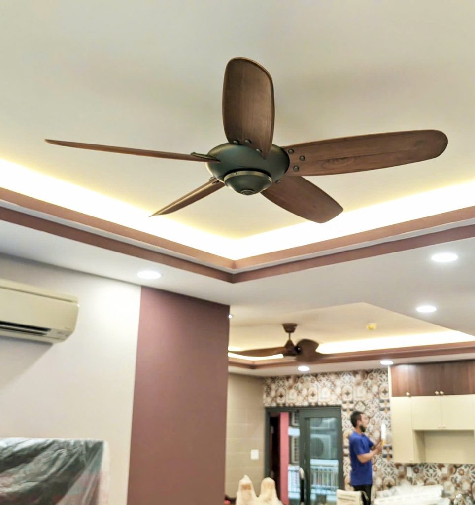 quat-tran-trang-tri-rose quat-tran-trang-tri-rose