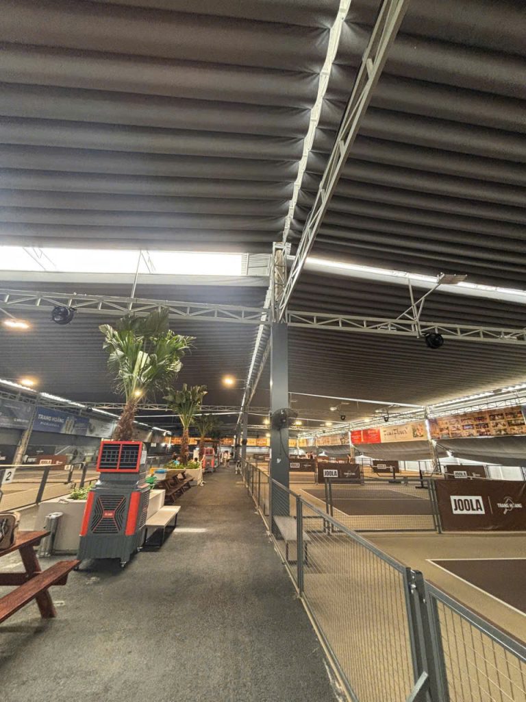 quat-lam-mat-cho-san-pickleball-KOSMO1 KOSMO_PICKLEBALL1